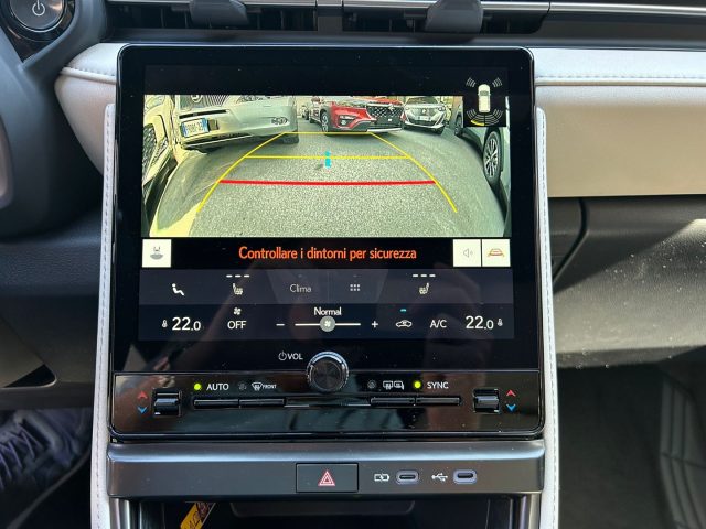 LEXUS LBX usata, con Controllo automatico clima