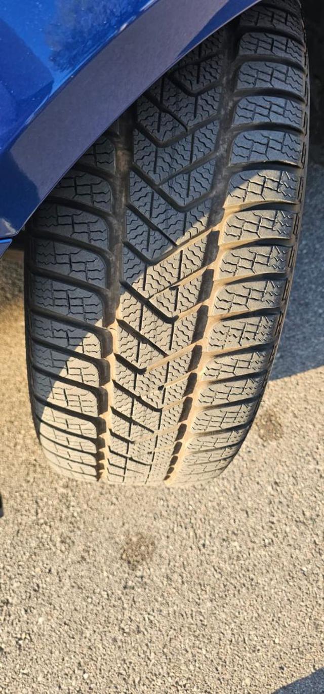 MERCEDES-BENZ C 220 usata, con Sedili sportivi