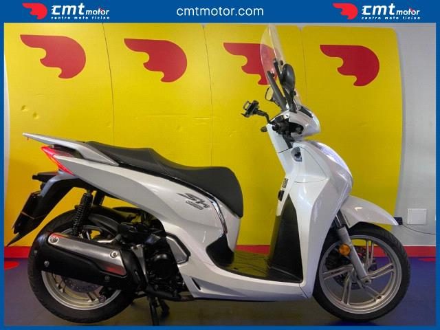 HONDA SH 300 i usata 0