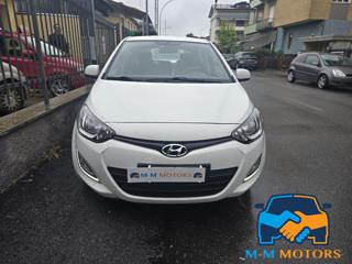 HYUNDAI i20 usata, con Airbag