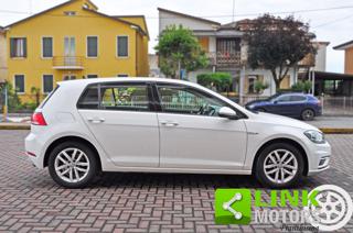 VOLKSWAGEN Golf usata, con Autoradio