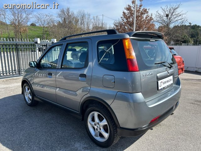 SUZUKI Ignis usata, con Autoradio