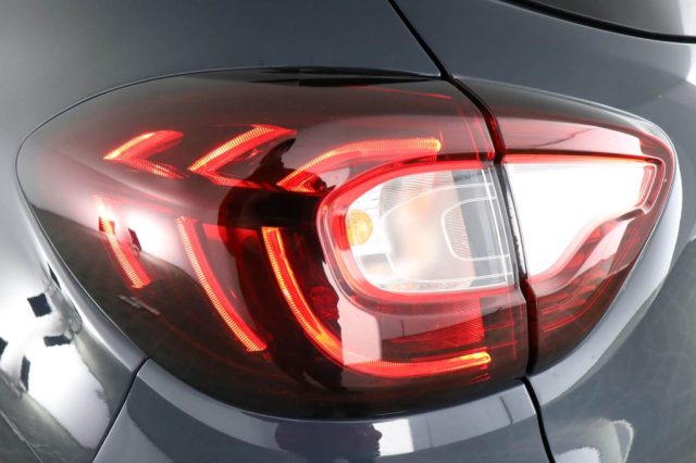 RENAULT Captur usata 9