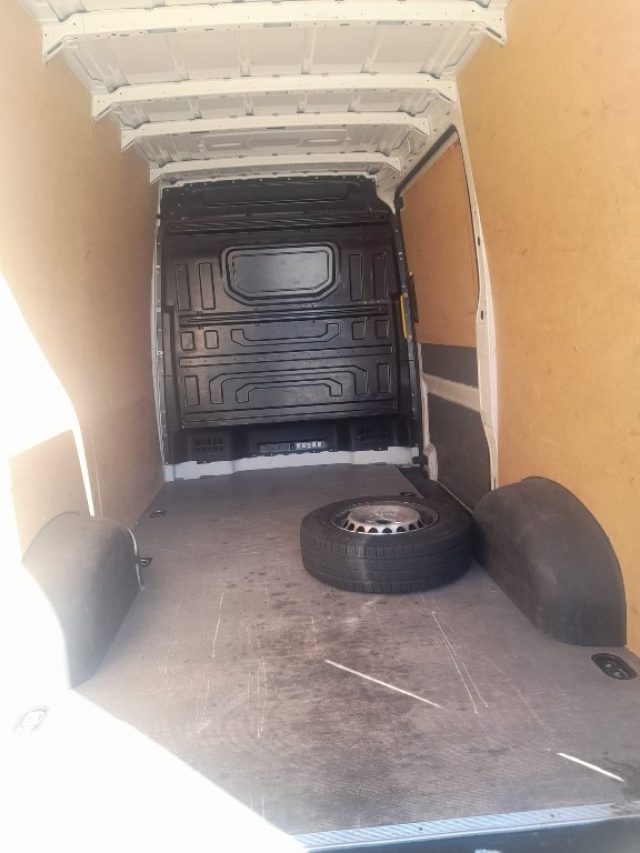 VOLKSWAGEN Crafter usata, con Alzacristalli elettrici