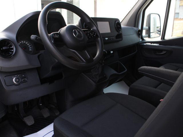 MERCEDES-BENZ Sprinter usata, con Chiusura centralizzata