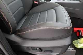 VOLKSWAGEN Amarok usata, con Controllo automatico clima