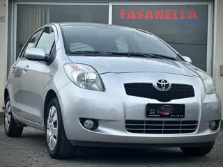 TOYOTA Yaris usata, con Airbag