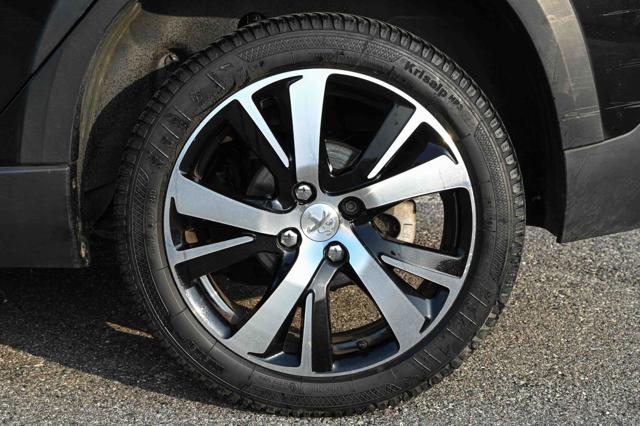 PEUGEOT 2008 usata, con Climatizzatore