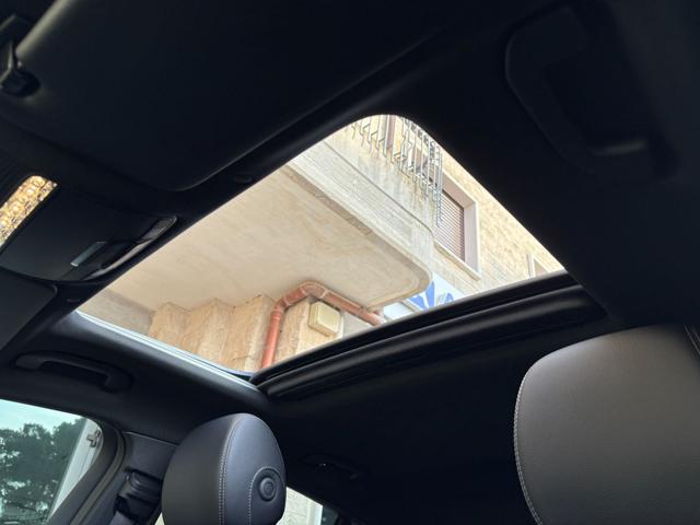 MERCEDES-BENZ GLC 300 usata, con Sensori di parcheggio posteriori