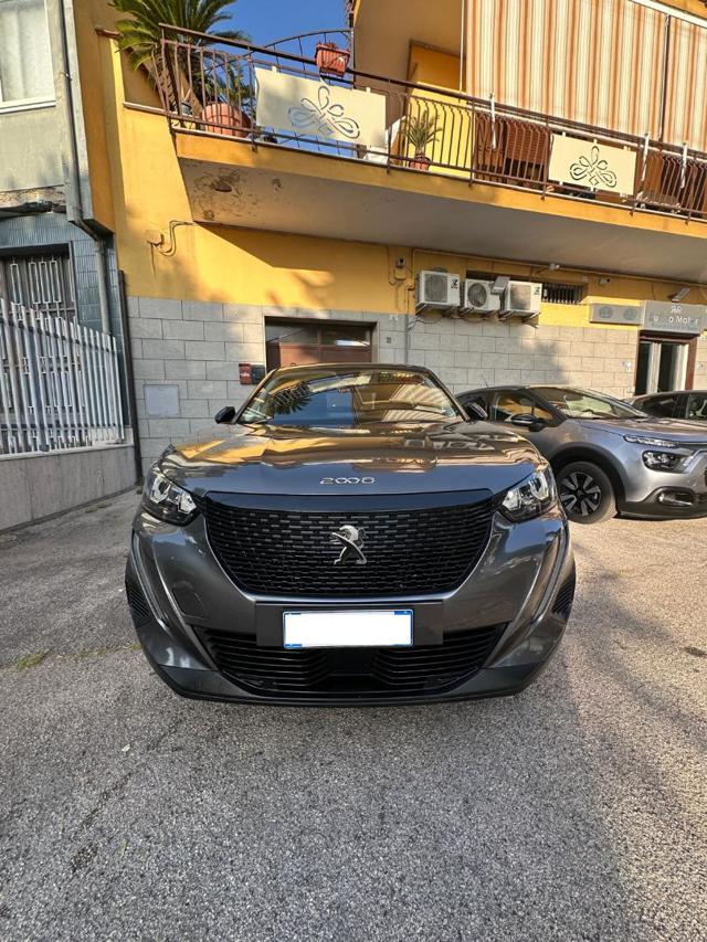 PEUGEOT 2008 usata, con Airbag