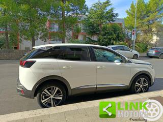 PEUGEOT 3008 usata, con Volante multifunzione