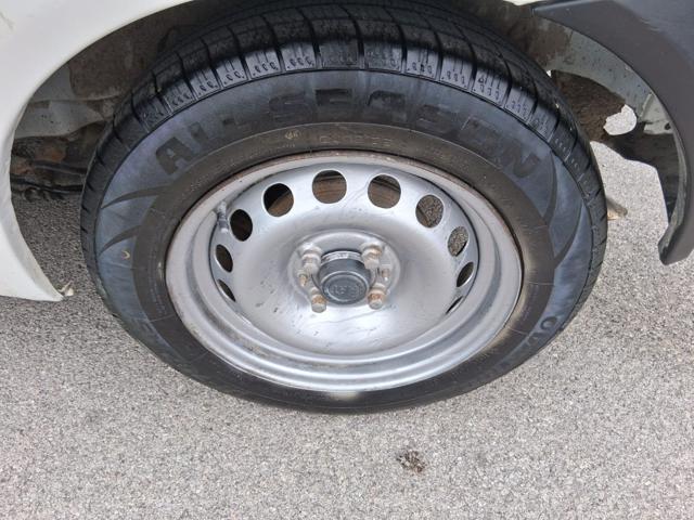 FIAT Punto usata 12