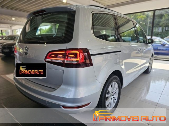 VOLKSWAGEN Sharan usata, con Cruise Control