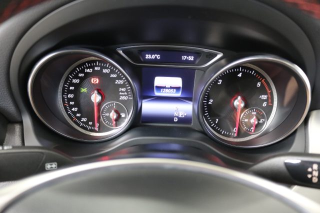 MERCEDES-BENZ CLA 200 usata 23