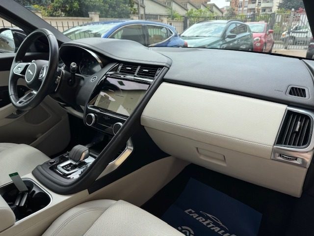 JAGUAR E-Pace usata, con Controllo trazione