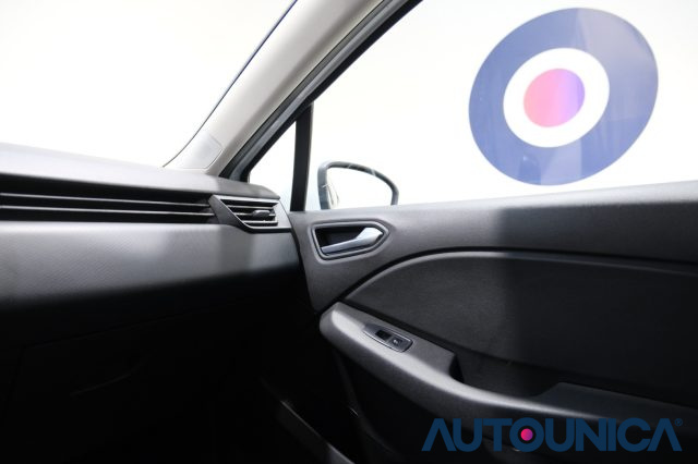 RENAULT Clio usata, con Sensore di pioggia