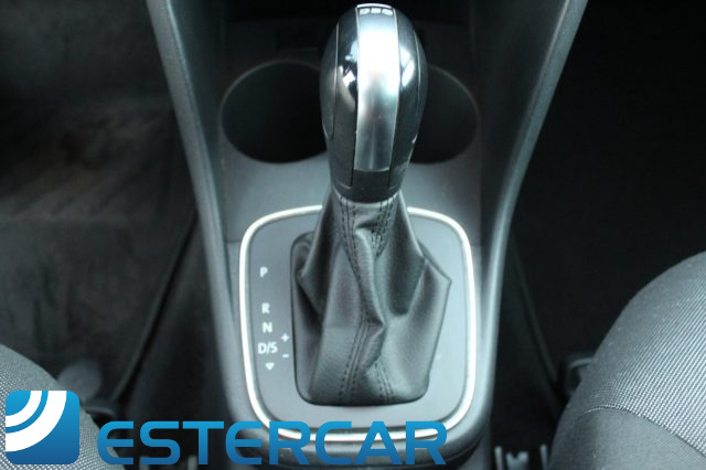 VOLKSWAGEN Polo usata, con USB