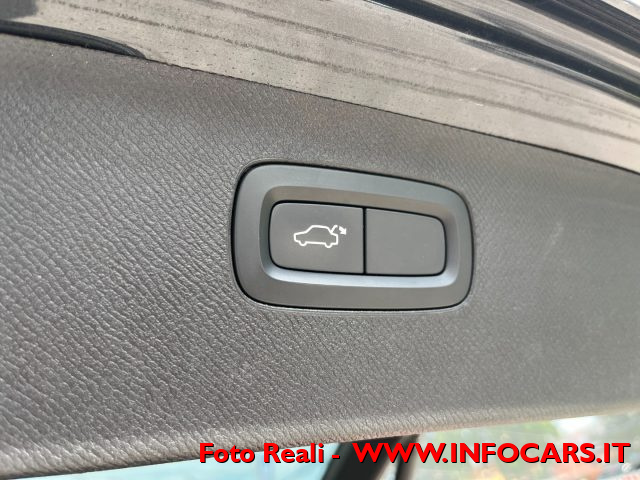 VOLVO XC90 usata, con Luci diurne LED