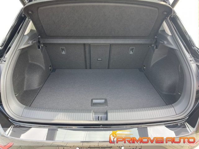VOLKSWAGEN T-Roc usata, con Cerchi in lega