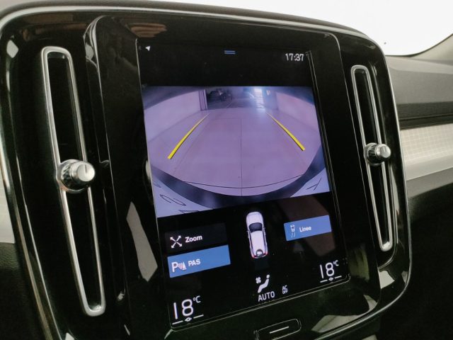 VOLVO XC40 usata, con Volante in pelle