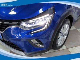 RENAULT Captur usata, con Fari LED