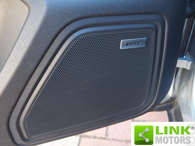 PORSCHE Macan usata, con USB