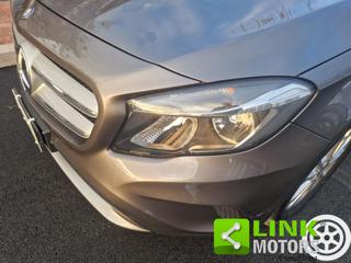 MERCEDES-BENZ GLA 200 usata, con Climatizzatore