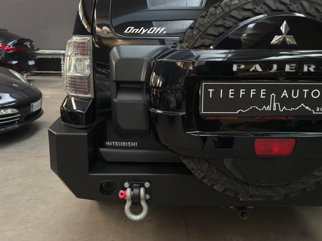 MITSUBISHI Pajero usata, con Bluetooth