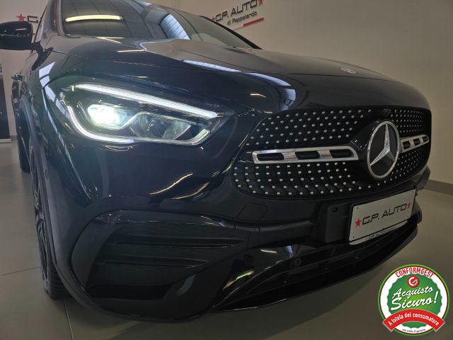 MERCEDES-BENZ GLA 200 usata, con Bracciolo