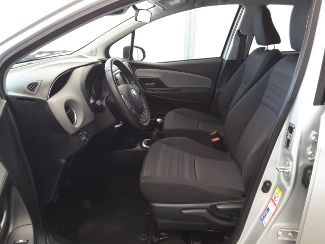 TOYOTA Yaris usata, con Alzacristalli elettrici