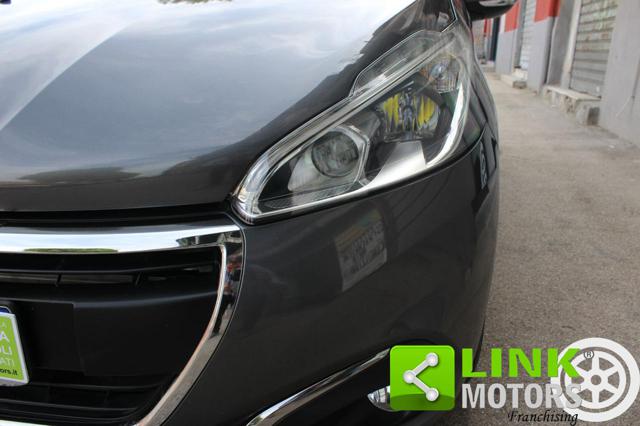 PEUGEOT 208 usata, con Boardcomputer