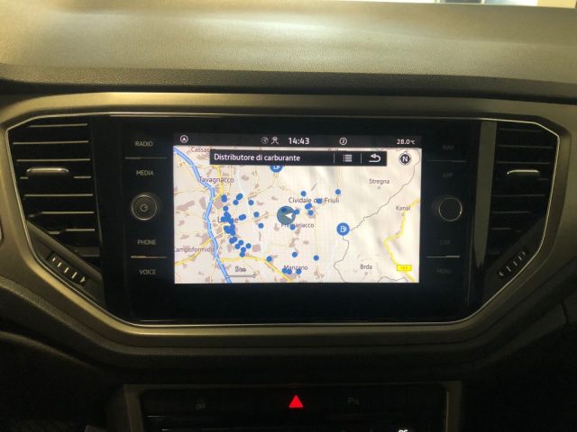 VOLKSWAGEN T-Roc usata, con Controllo automatico clima