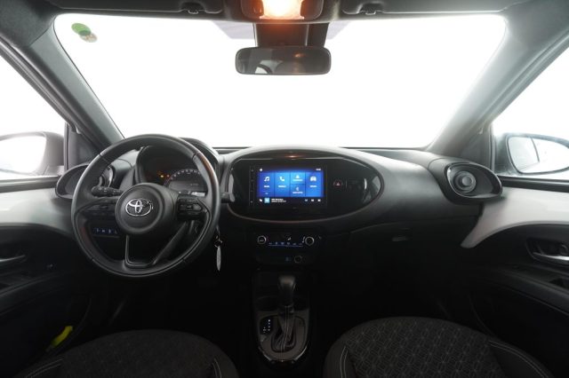 TOYOTA Aygo X usata 3