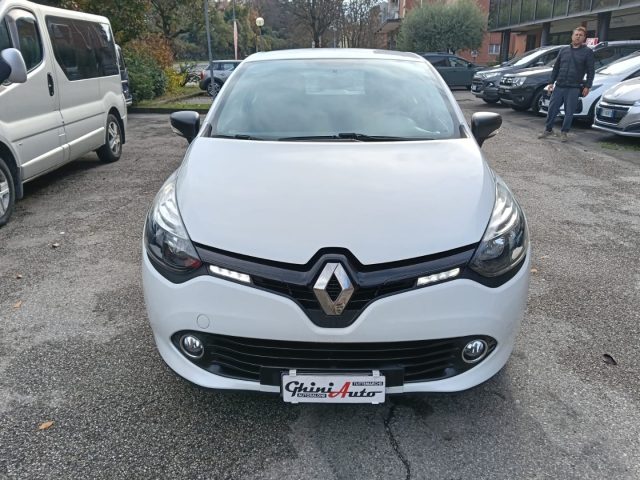 RENAULT Clio usata, con Controllo trazione
