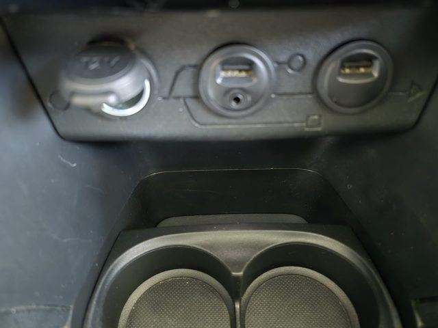 PEUGEOT 208 usata 28