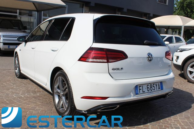 VOLKSWAGEN Golf usata, con Autoradio