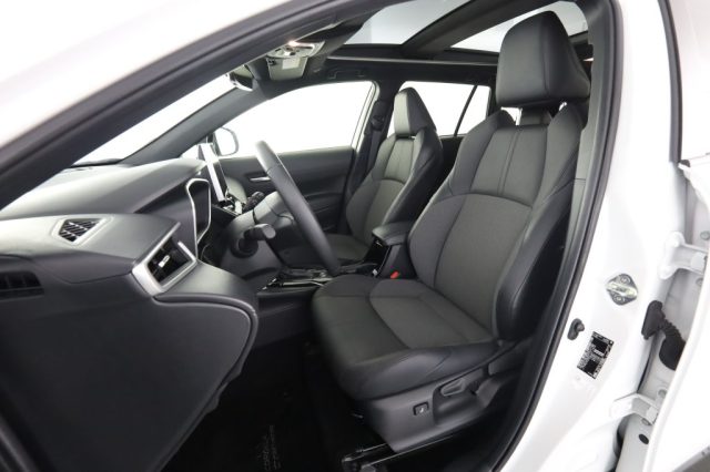 TOYOTA Corolla Cross usata 8