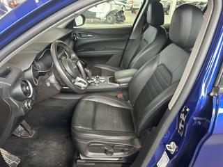 ALFA ROMEO Stelvio usata, con Fari Xenon