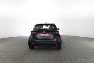 TOYOTA Yaris usata 3