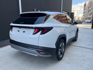 HYUNDAI Tucson usata, con Airbag laterali