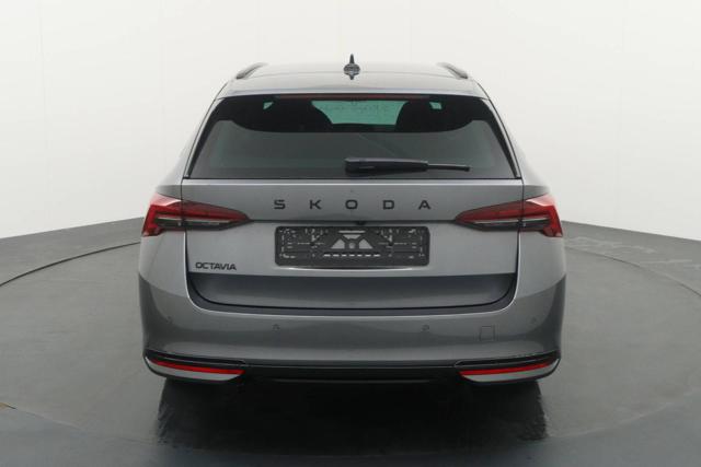 SKODA Octavia usata, con Touch screen