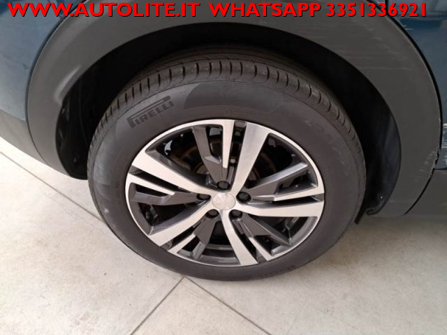 PEUGEOT 3008 usata, con Sistema di navigazione