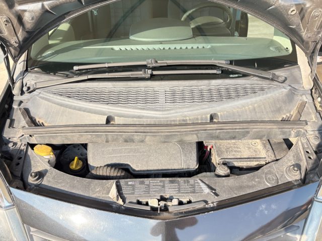 RENAULT Modus usata, con Volante multifunzione