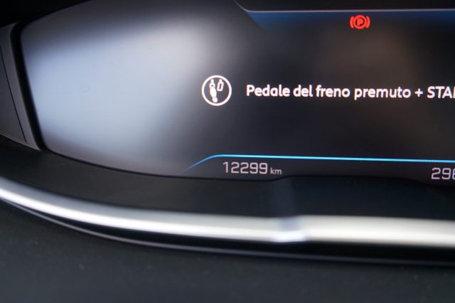 PEUGEOT 3008 usata, con Frenata d