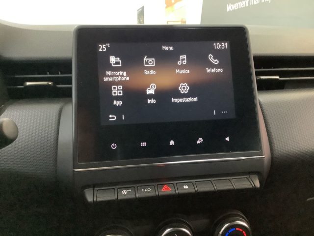 RENAULT Clio usata, con Bluetooth