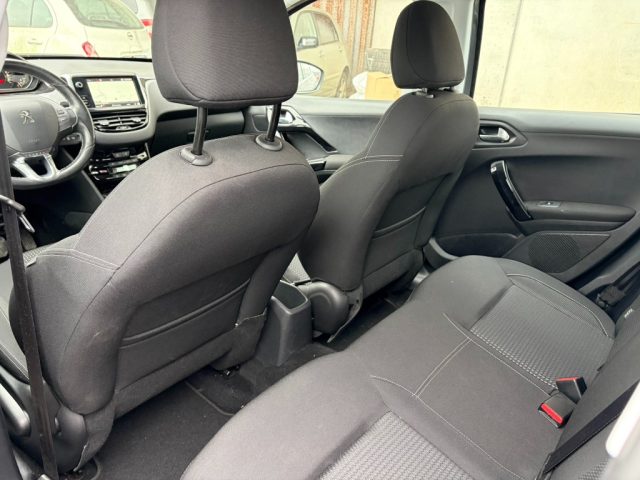 PEUGEOT 208 usata, con Cerchi in lega