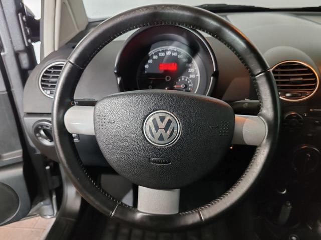 VOLKSWAGEN New Beetle usata, con ESP