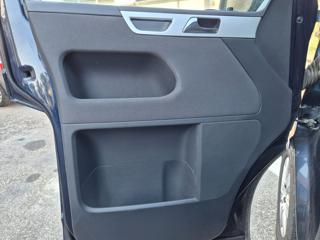 VOLKSWAGEN Multivan usata, con ESP