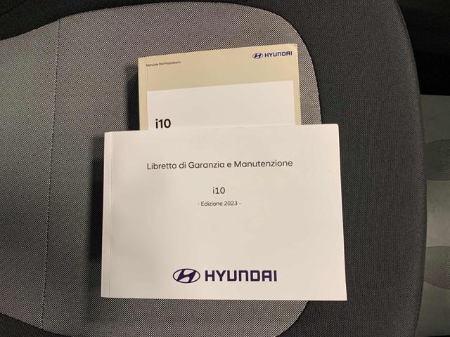 HYUNDAI i10 usata, con Fari direzionali