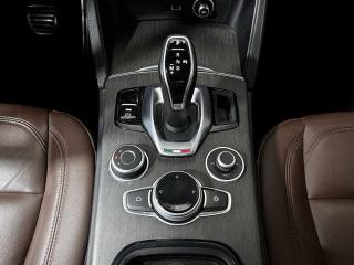 ALFA ROMEO Stelvio usata, con Airbag testa